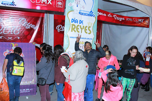 Dr. Simi, en la rosca monumental