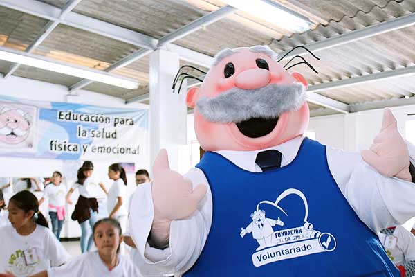 Simiverano, apoyo a niños de Iztapalapa