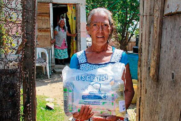 Fundación del Dr. Simi contra la pobreza extrema