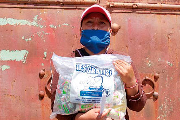 Fundación del Dr. Simi contra la pobreza extrema